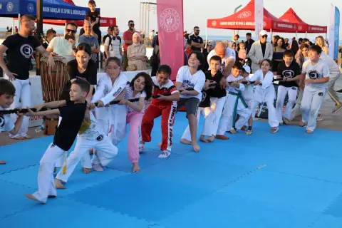 Samsun’da Gençlik ve Spor Festivali Renkli Görüntülere Sahne Oldu