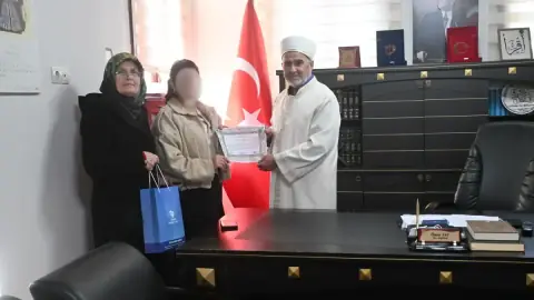 İlkadım Müftülüğü'nde İslamiyet'i Seçen Vatandaş İçin İhtida Merasimi