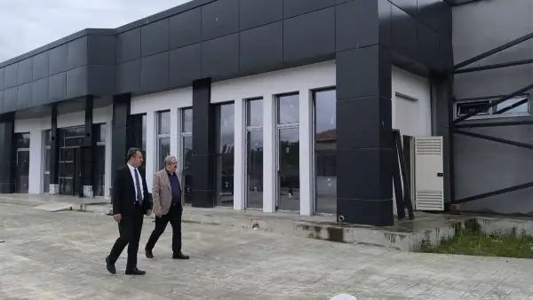 Çarşamba'da Yeni Spor Salonu İnşaatında İnceleme