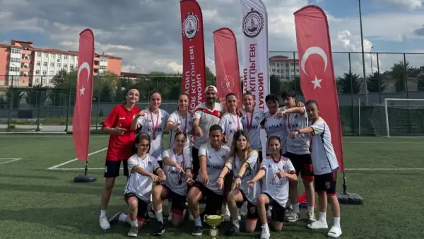 Samsun Ladik Spor Kastamonu'da Şampiyon Oldu