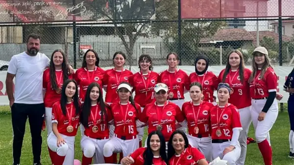 Samsun Büyükşehir Belediye Spor Softbolda Türkiye Üçüncüsü Oldu
