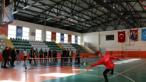 Samsun'un İlçelerinde Kamu Personeline Pickleball Eğitimi